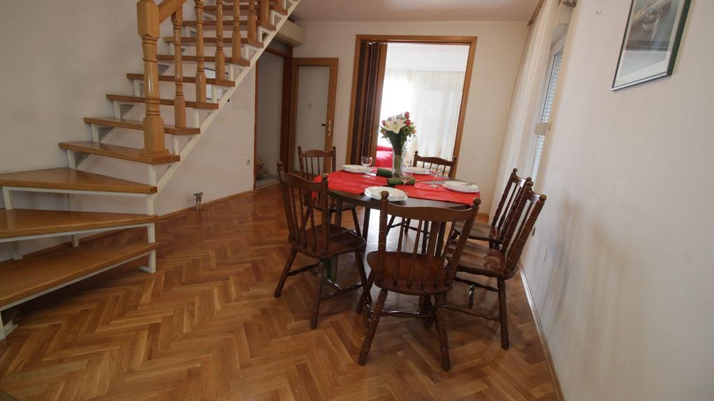 Apartments Ivka Omiš Eksteriør billede