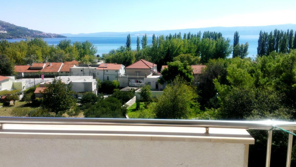 Apartments Ivka Omiš Eksteriør billede